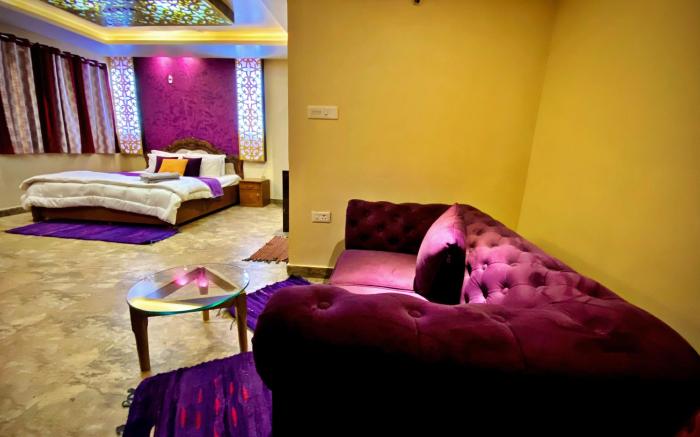 MAGIC MIST RESORT