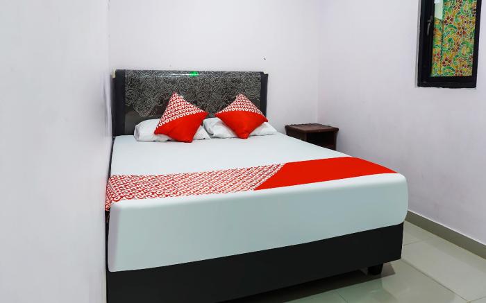 OYO 90965 Homestay Madu Makassar