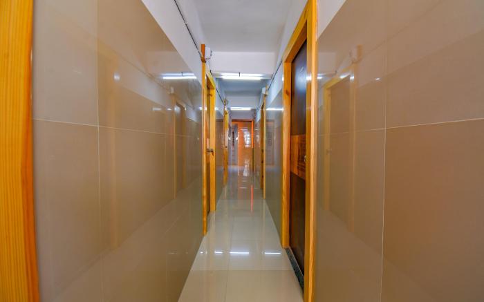 FabHotel Empire Executive - Nr. Hanging bridge Pune