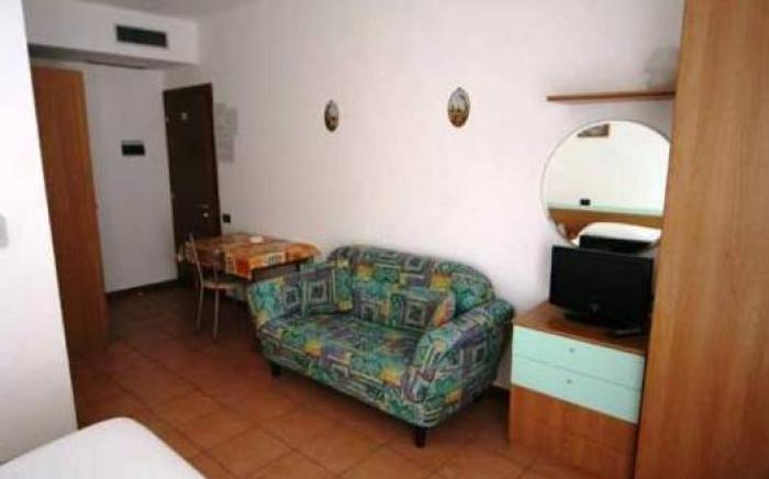 Hotel Etna
