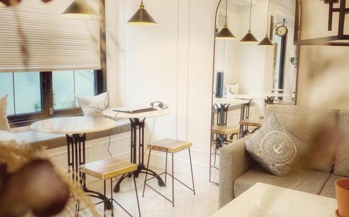 Loewy's Home