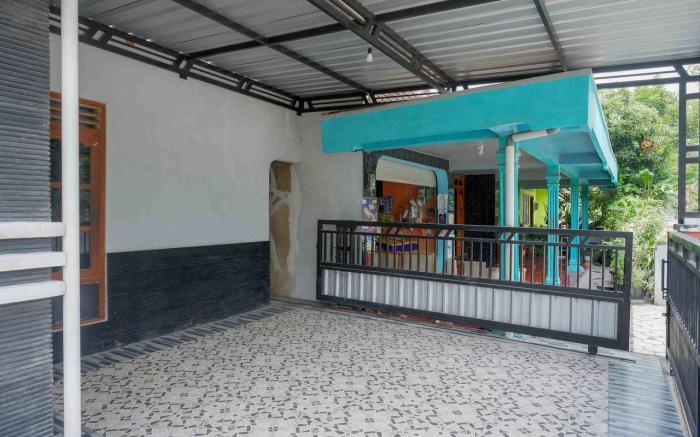 Wisma Sanggrahan Syariah Yogyakarta Mitra RedDoorz
