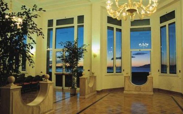 Suite Hotel Nettuno
