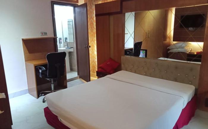 Gulshan Lake View Hotel