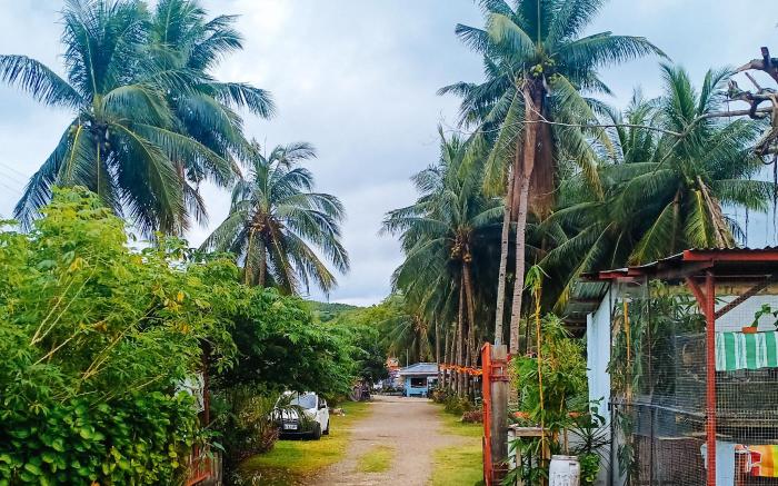 RedDoorz @ St. Anthony Beach Resort