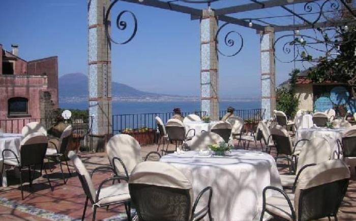 Aequa Hotel