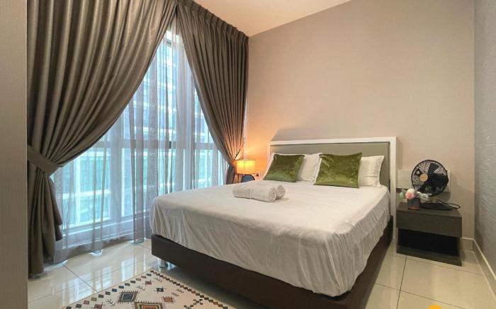 Liberty Arc Ampang Modern SOHO III WiFi + Smart TV