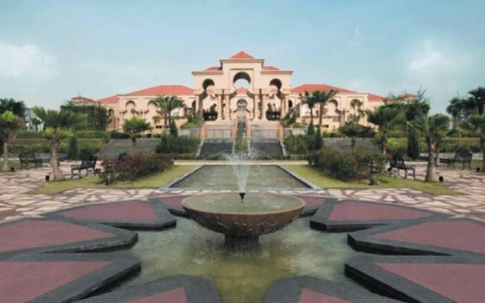 Bukit Indah 12pax Aeon Lego Wi-fi Netflix BySTAY