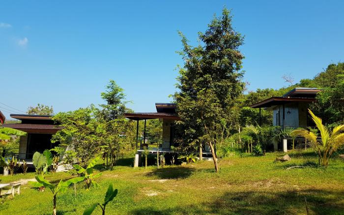 Annie Meen's Place 