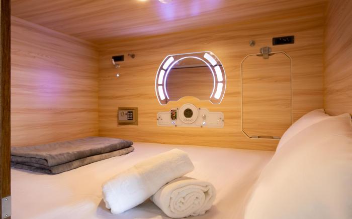 Jpod Capsule Hotel