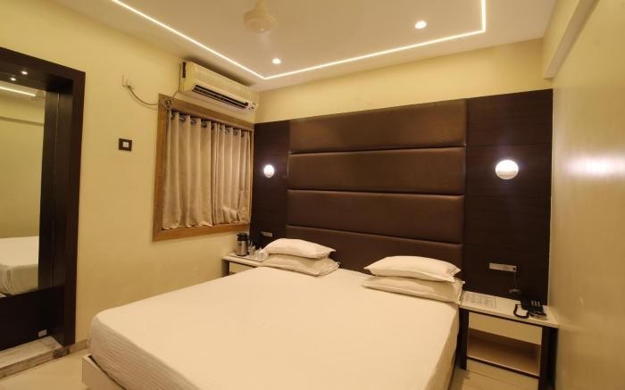 Shivkrupa Hotel