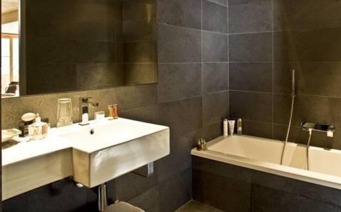 Anova Hotel & Spa