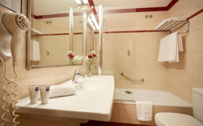 Invisa Hotel La Cala