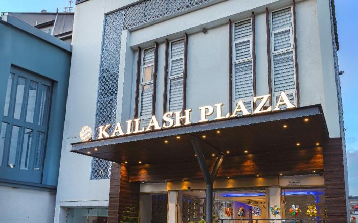 Hotel Kailash Plaza  Rajpur Road