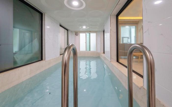 gapyeong therisome poolvilla