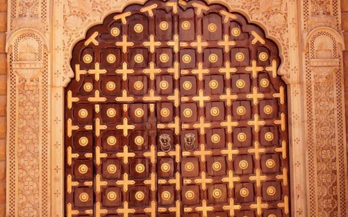 Hinduja Haveli Gulab Sagar