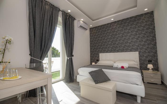 LA DOLCE VITA ROOMS