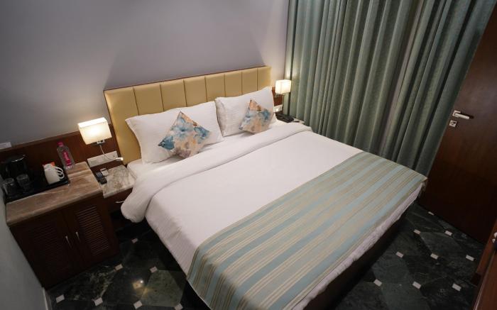 Naivara Boutique Hotel