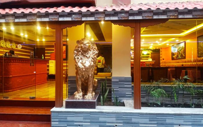 Grand Yak Boutique Hotel