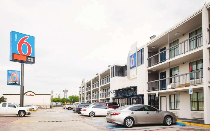 Studio 6  Houston, TX - Medical Center NRG Stadium