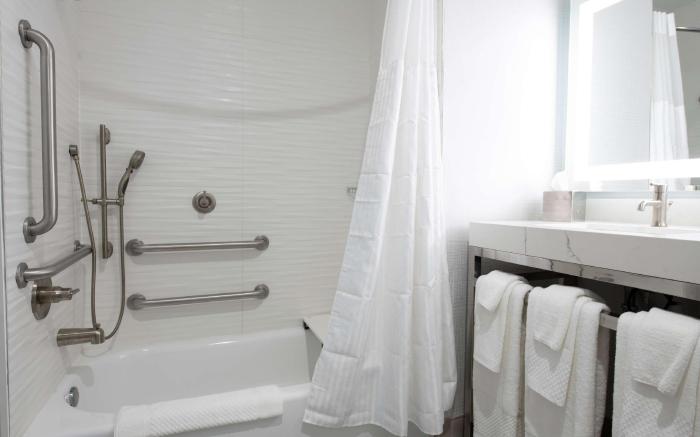Doubletree by Hilton Sulphur Lake Charles