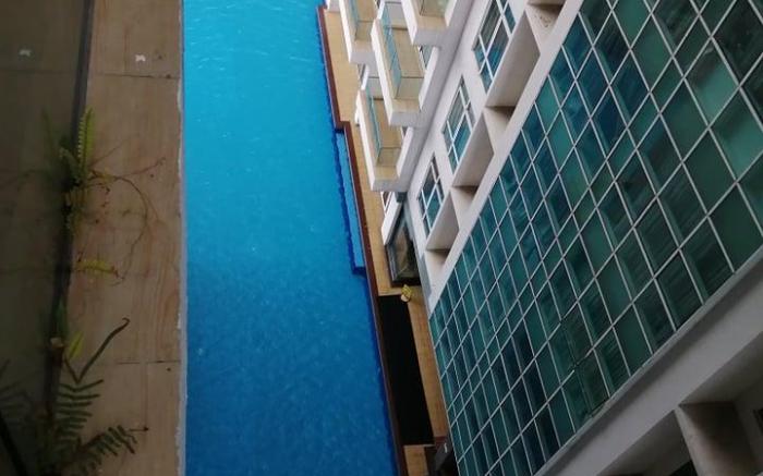 B38~KSL Mall ~ Bathtub ~ Netflix ~ Pool View~5 pax