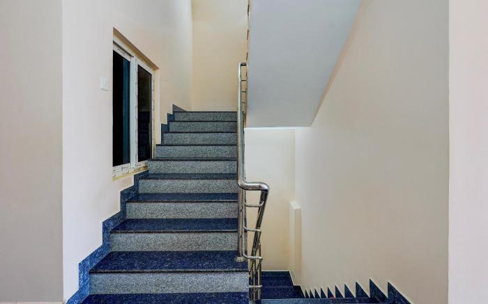 Hotel O Harkesh Residency
