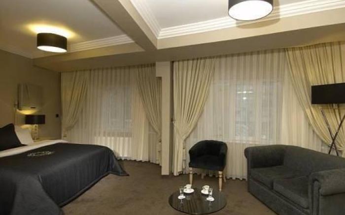 Ada Life Hotel