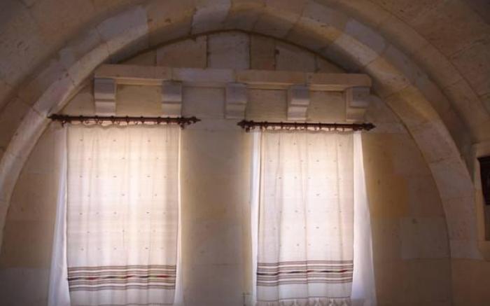 Vineyard Cave Hotel
