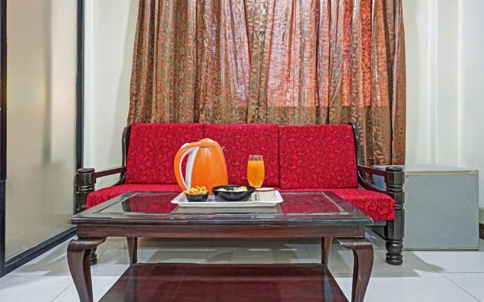 Super Townhouse OAK Gharonda Residency Near Sant Tukaram Nagar Metro Station