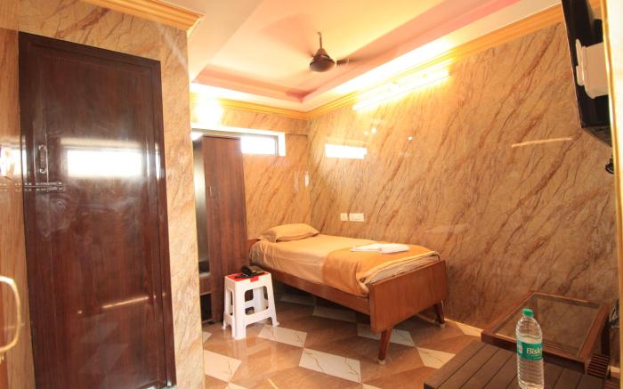 French Breeze Residency