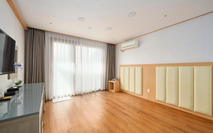 Shinshin Hotel Jeju City