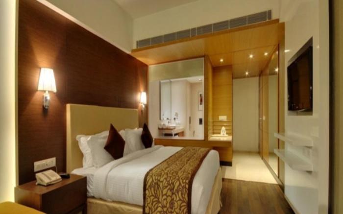 Platinum Hotel
