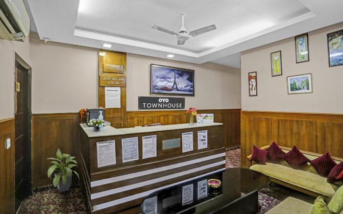 OYO Townhouse 978 Shivam Guest House