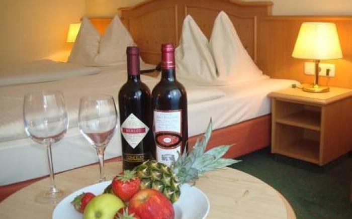 Hotel Holl
