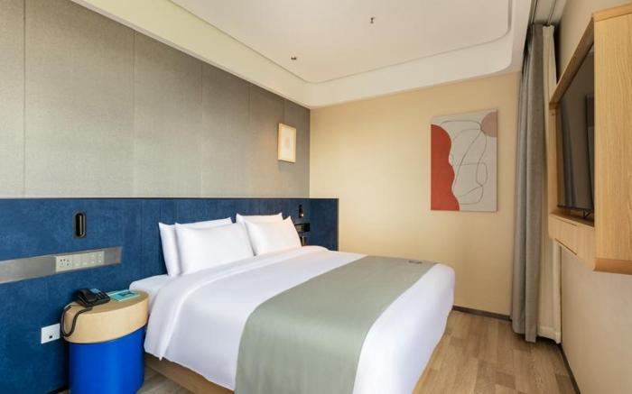 LANOU Hotel Shanghai Songjiang Sheshan National Forest Park Happy Valley