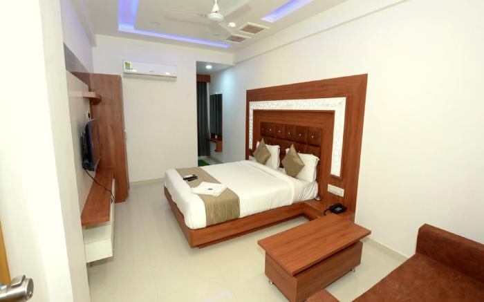 Hotel Green Leaf