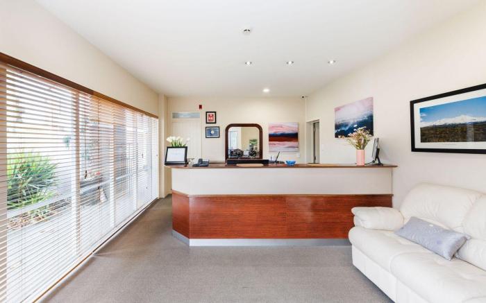 Fitzherbert Regency Motor Lodge