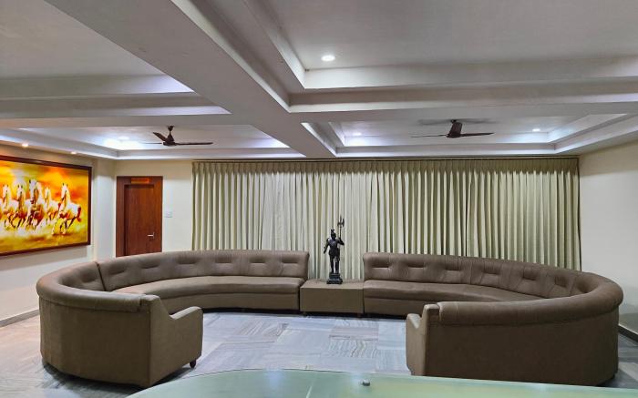 Hotel Geetha International
