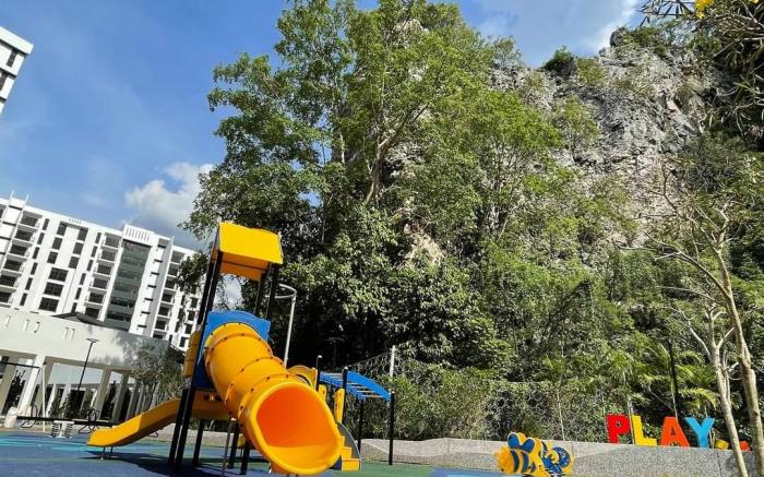 The Cove Luxury Condominium 