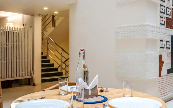 Monday Hotels HITEC City