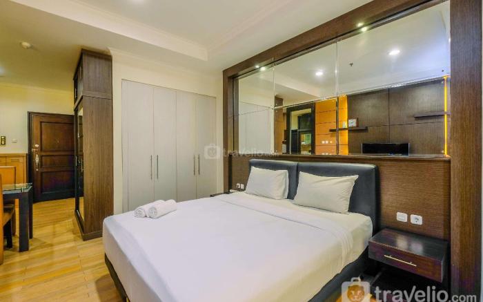 Fancy and Classic Studio at Bellezza By Travelio
