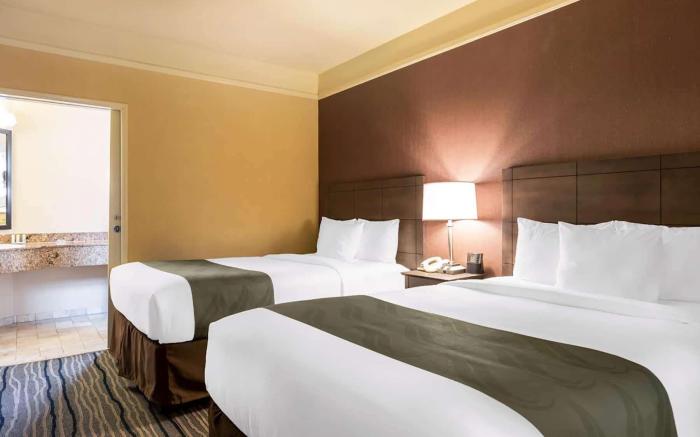 Ramada Suites by Wyndham San Diego/Hotel Circle Area