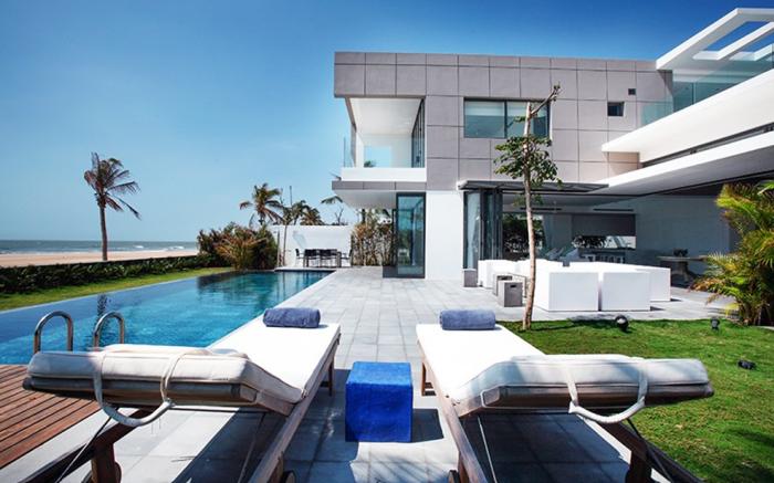 Beachfront 5BR Villa 1000m2 Sanctuary Ho Tram