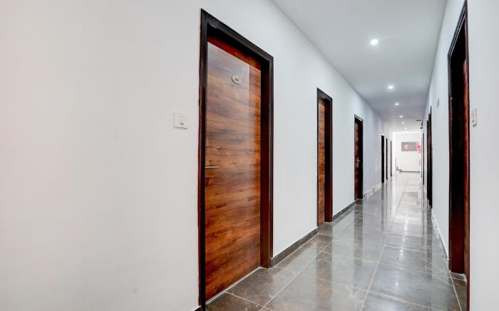 Super Collection O Zirakpur Bus Terminal