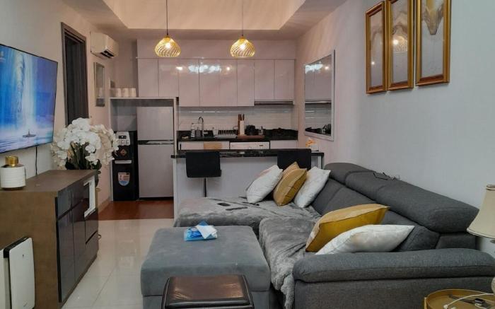 The Mansion  Kemayoran, lovely 3 bed  apartment 