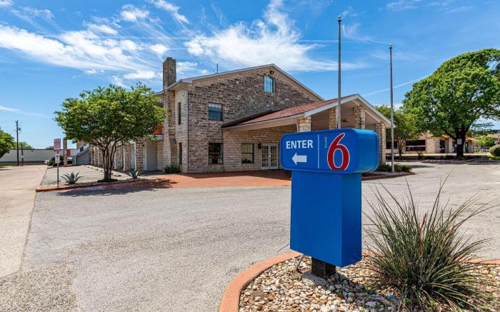 Motel 6 Georgetown, TX