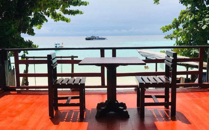 Lipe Garden Beach Resort