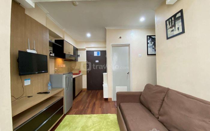 Cozy Living 2BR at Jarrdin Cihampelas By Travelio