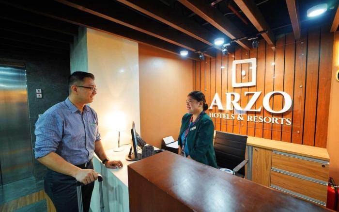 Arzo Hotel Premier